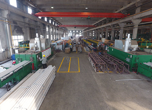 廠房大門 廠房大門